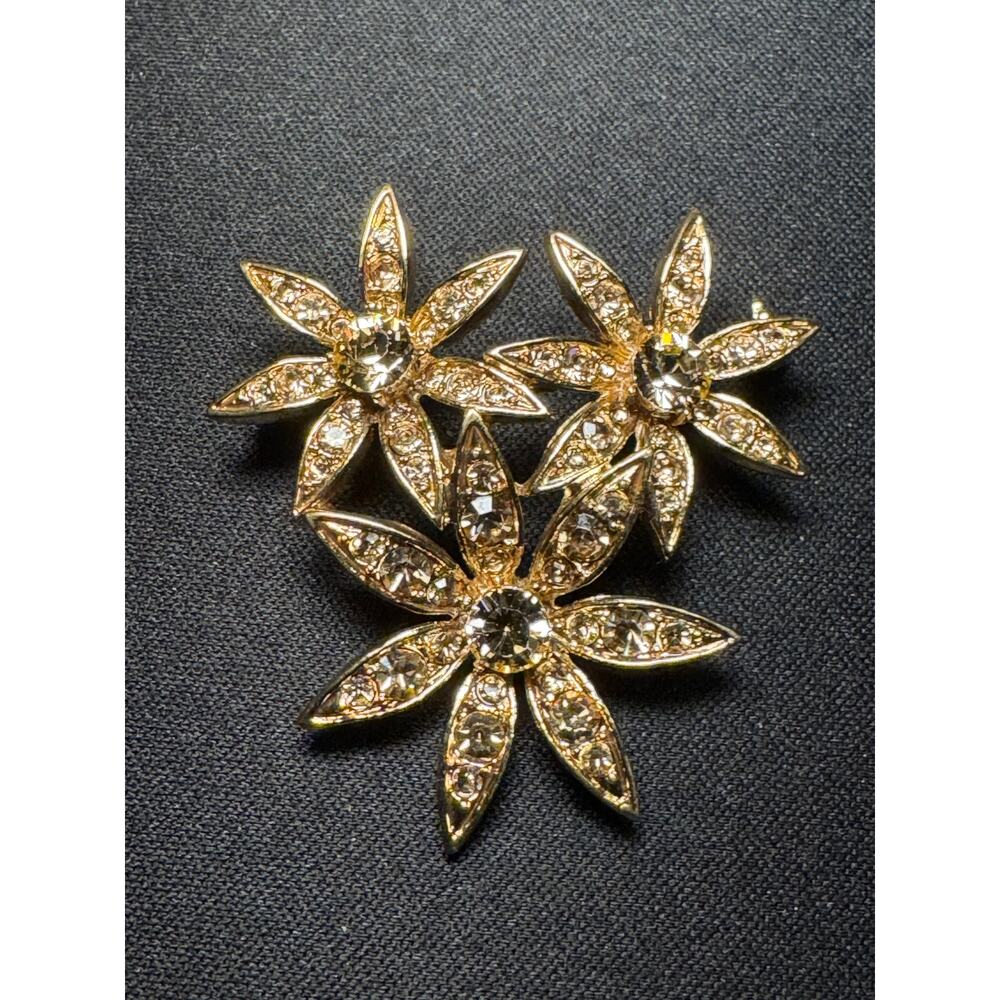 Rhinestone Floral Gold Tone Liz Claiborne Brooch